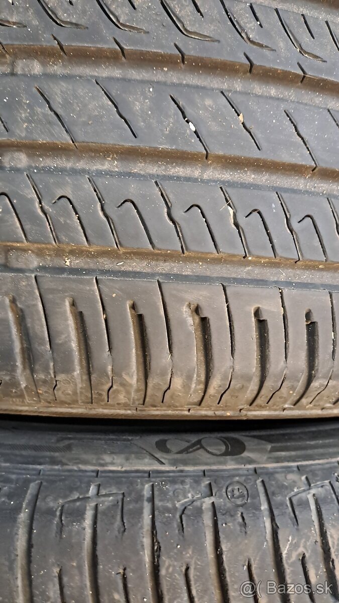 Predám 4ks slušné letné 215/50r17-95Y Barum - 6