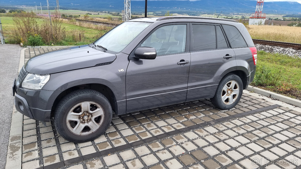 Suzuki Grand Vitara 3.2 V6 4x4 - 6