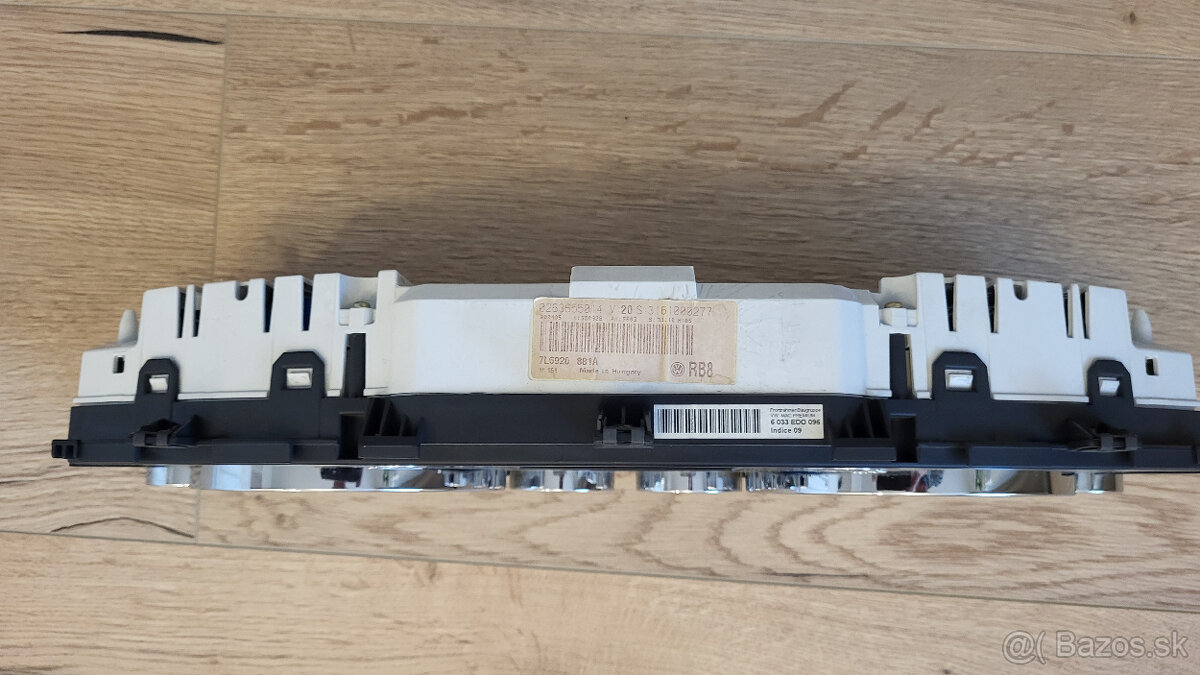 Predám pristrojovy štít (budiky) na VW Touareg TDi - 6