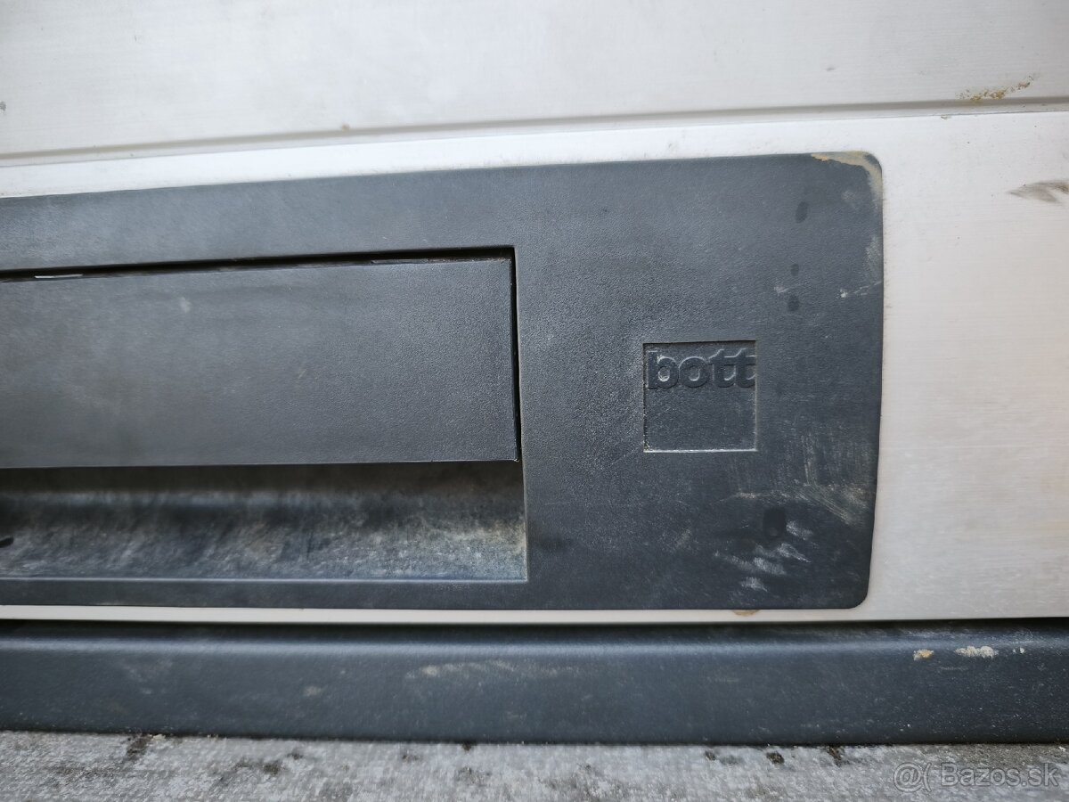 Zástavba Ford Transit Connect L2 - 6