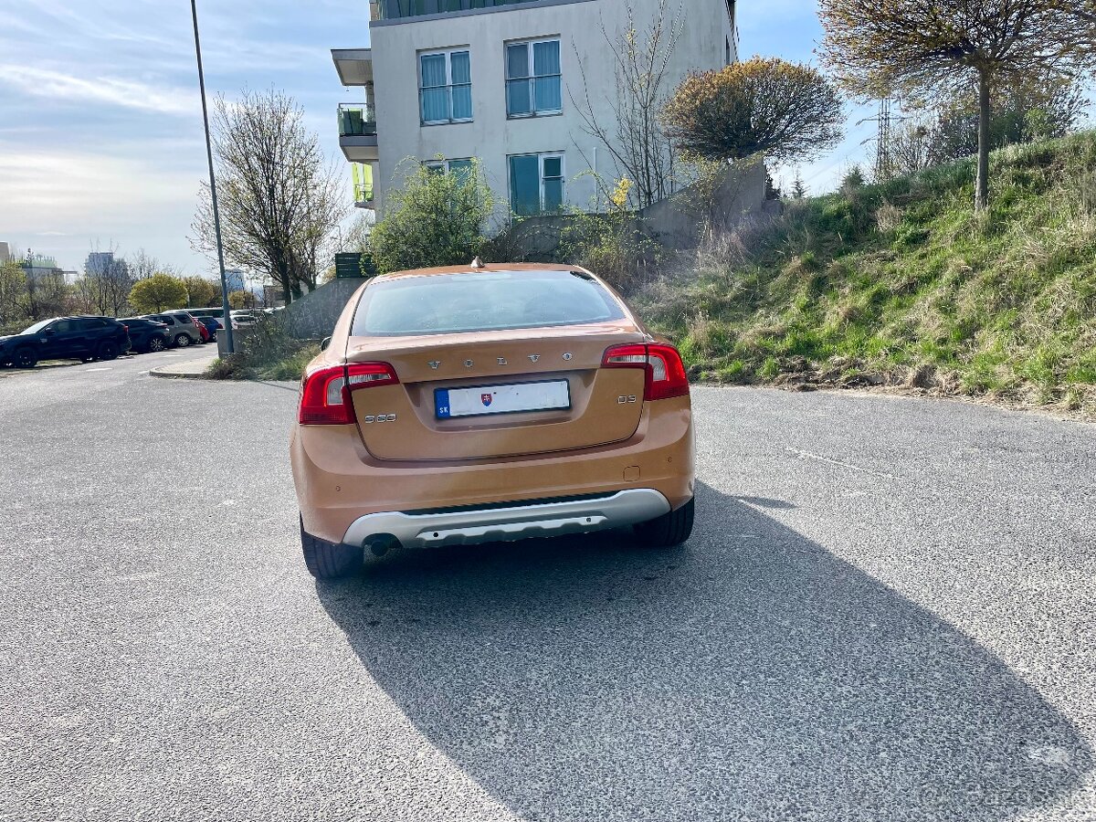 Predám Volvo S60 D3 - 6