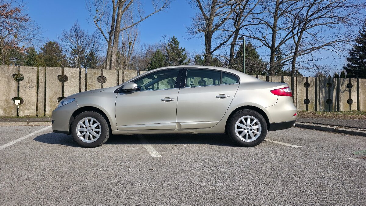 Renault Fluence PRIVILEGE 1.6i - 6