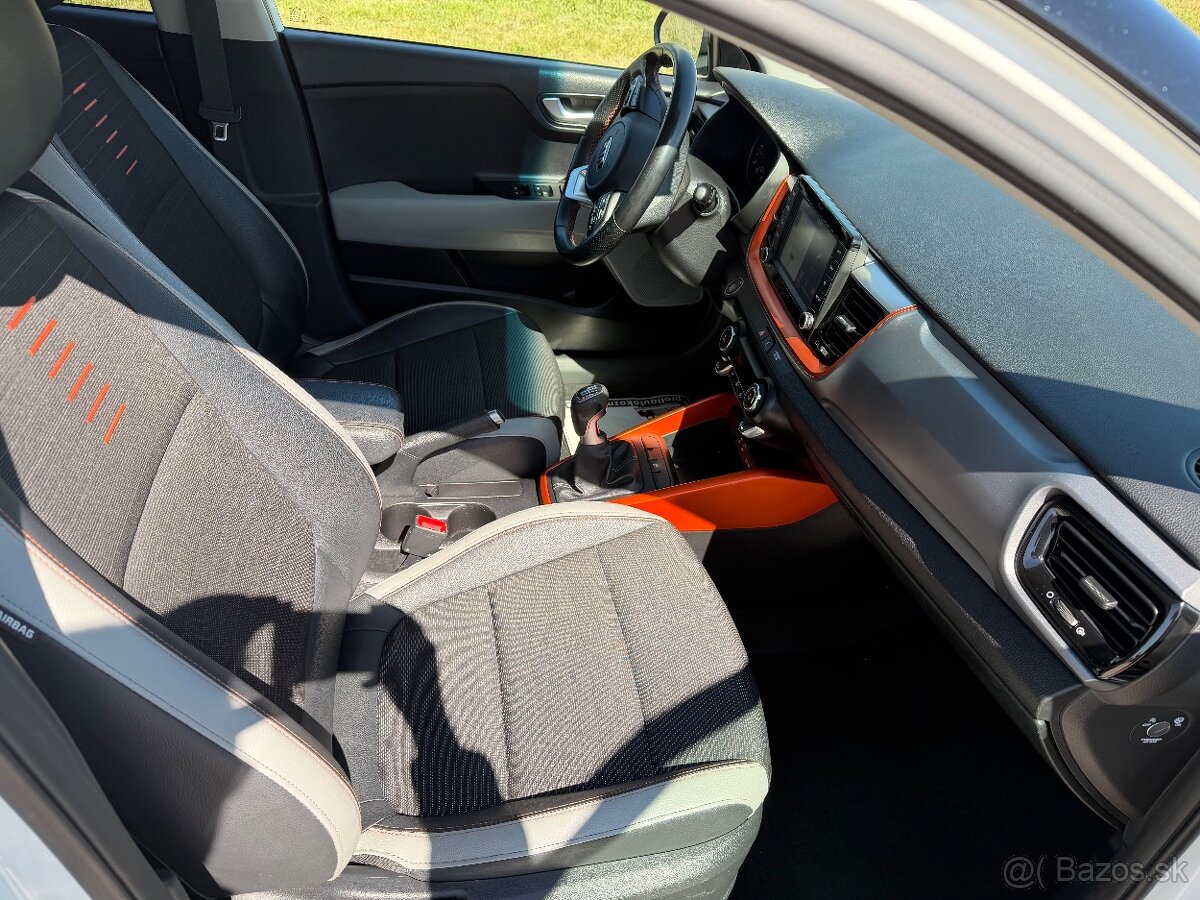 KIA STONIC 1.6CRDI PLATINUM - 6