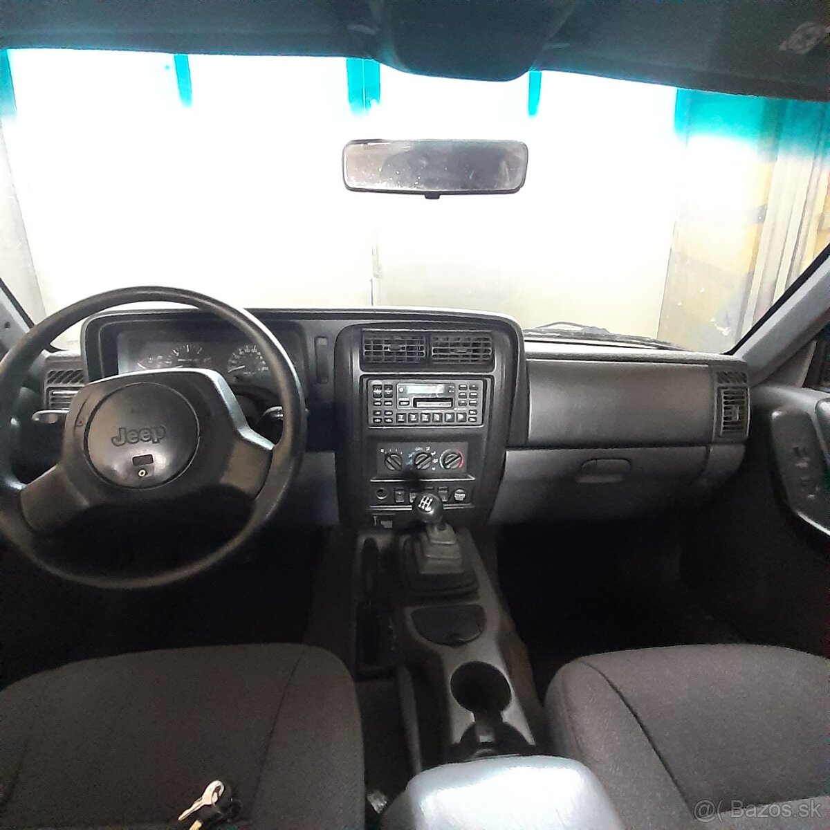 Predam jeep cherokee XJ - 6