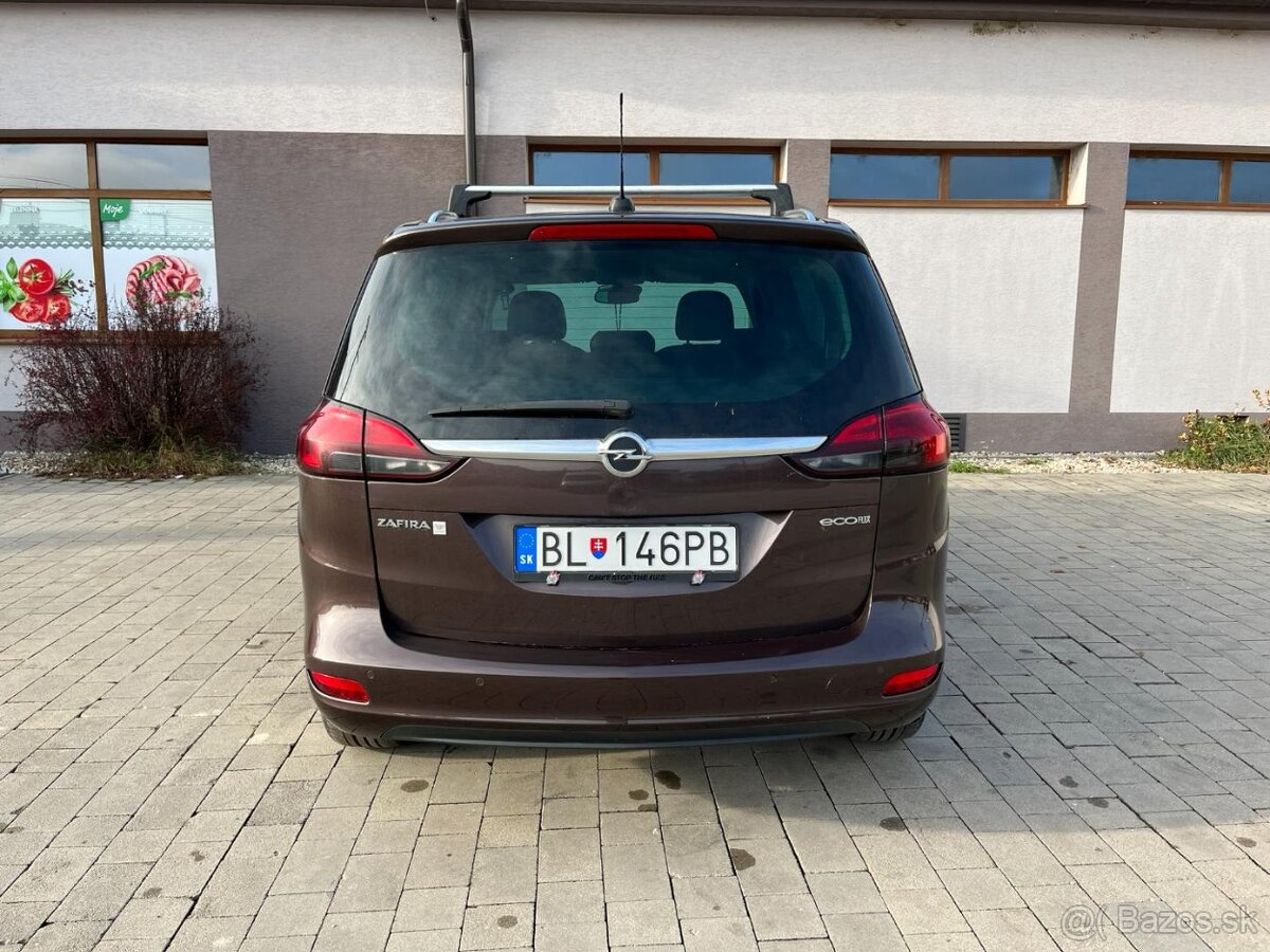 Opel Zafira Tourer 1.4 benzín + LPG - 6