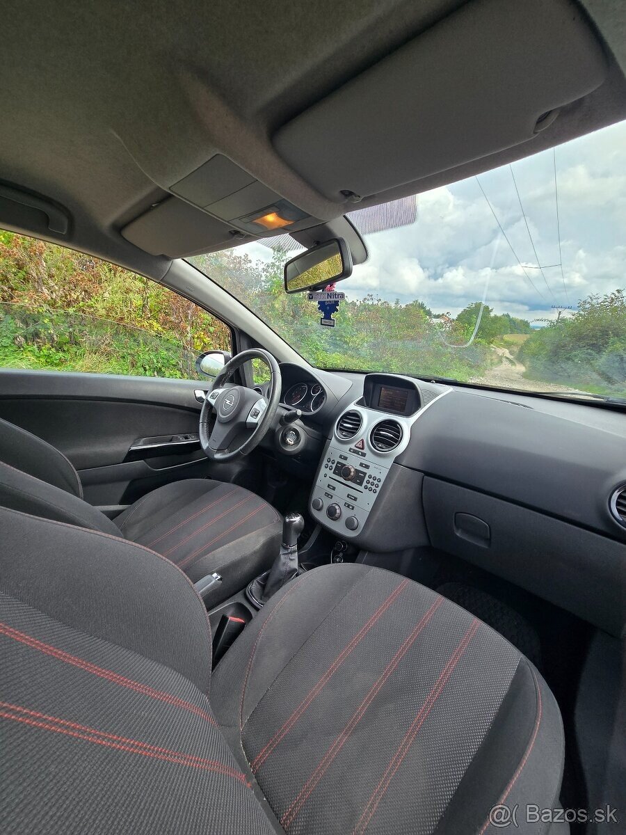 OPEL CORSA D, 1.4 benzín, 2009 - 6