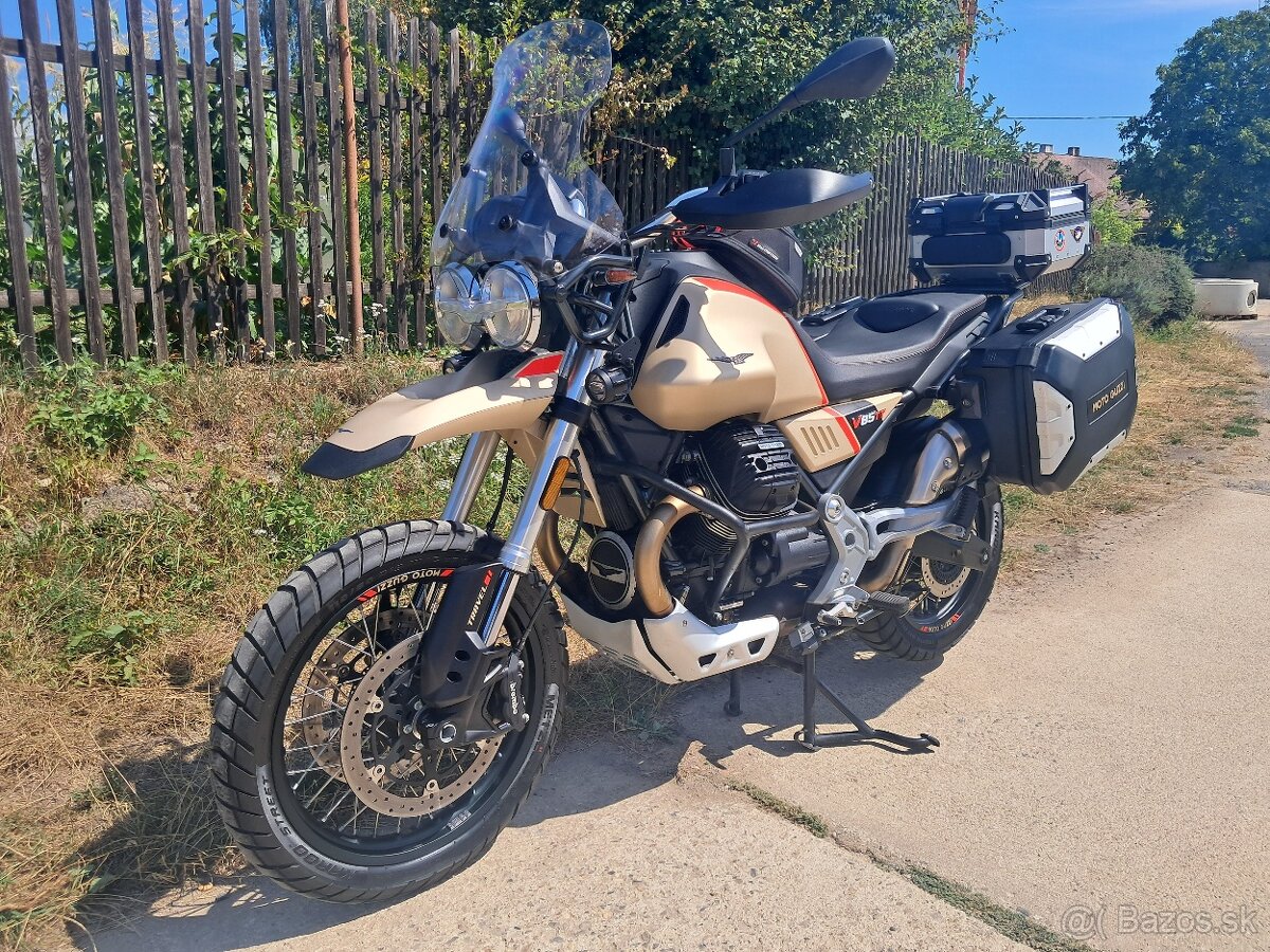 Moto Guzzi V 85 TT Travel abs - 6
