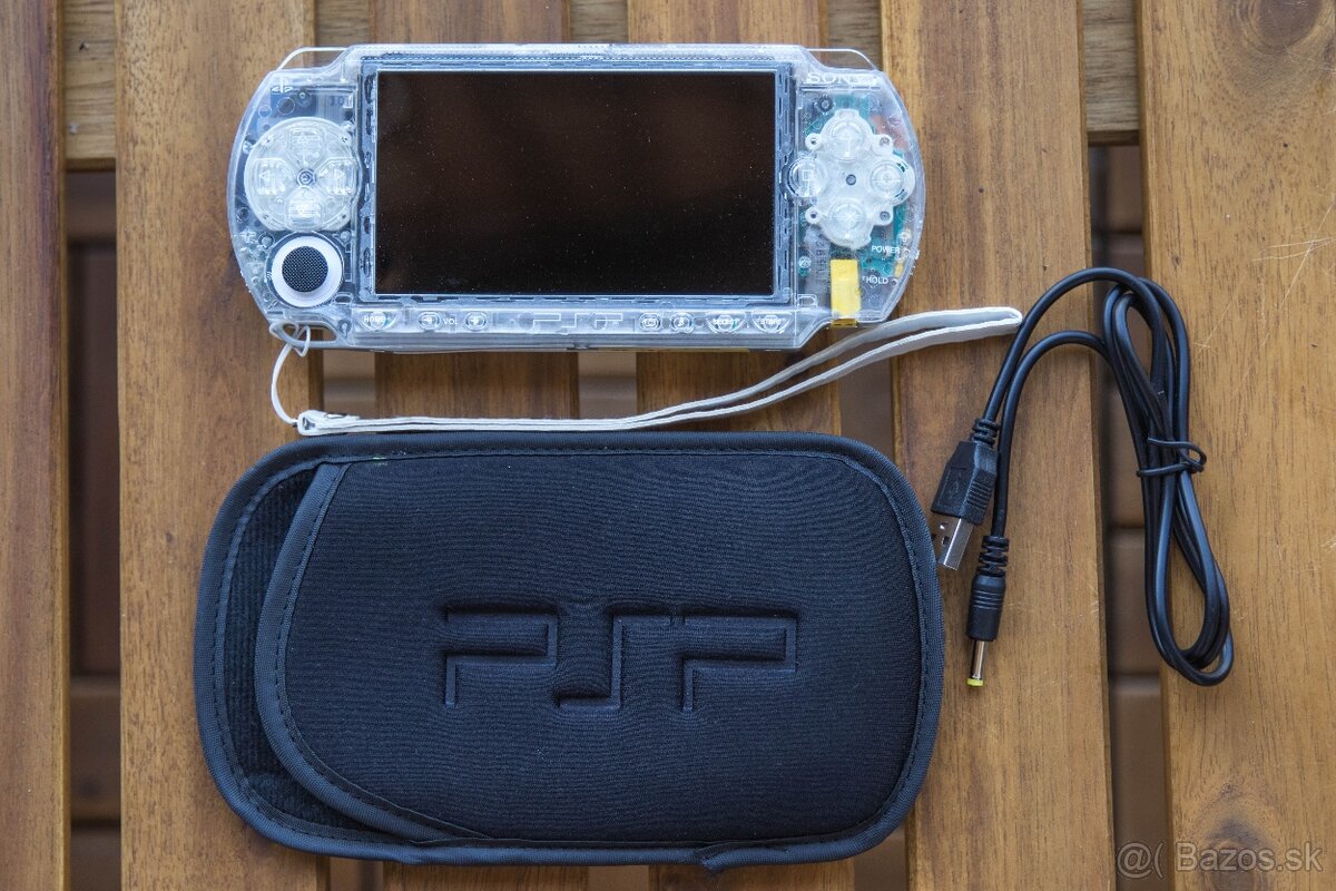Sony PSP 1004 v priehľadnom prevedení 64 GB - 6