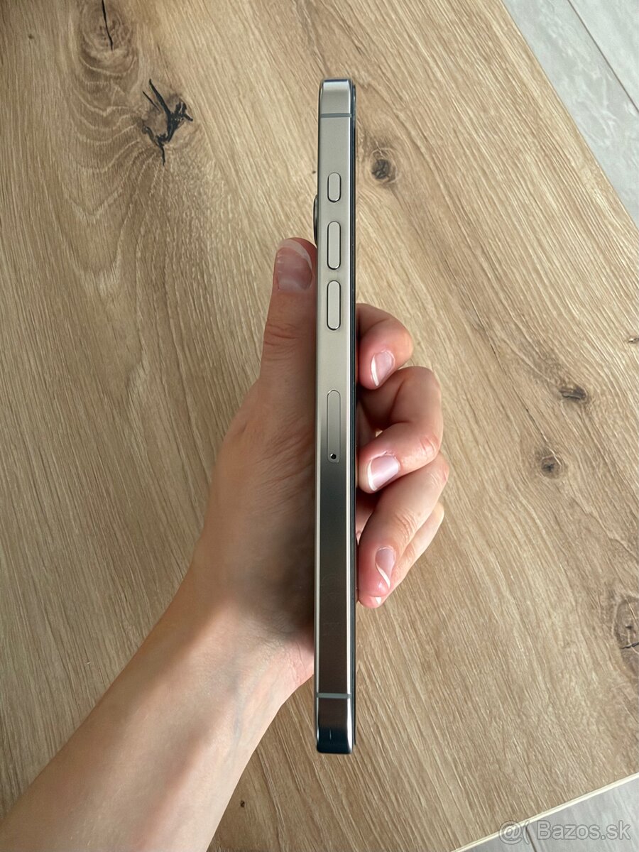 iPhone 16 Pro Max, 512 GB, Natural Titanium - 6