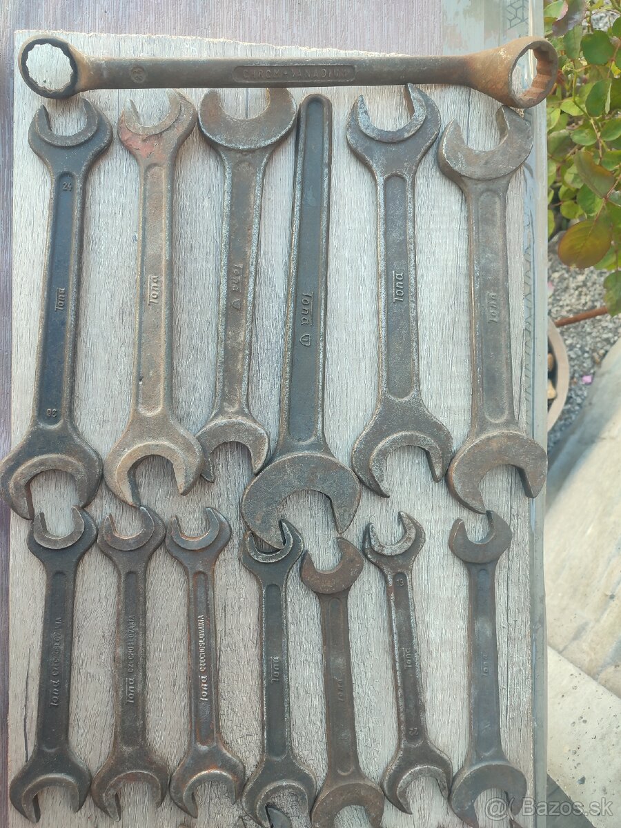 Staré Tona kľúče 24 ks spolu 75€ - 6