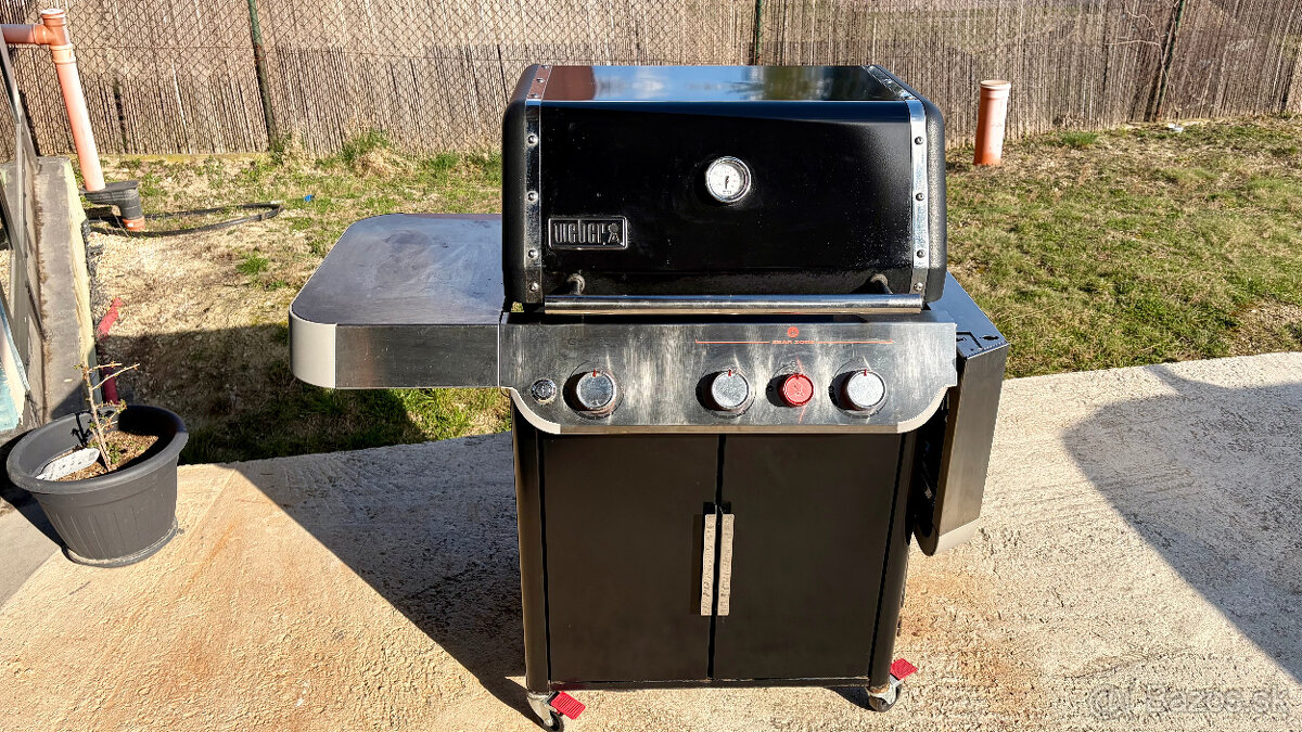 Weber Genesis E-325S plynový gril - 6