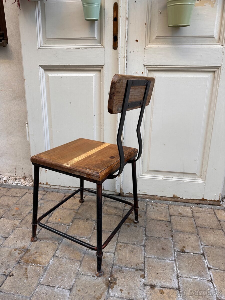 Kaviarenská stolička - 6