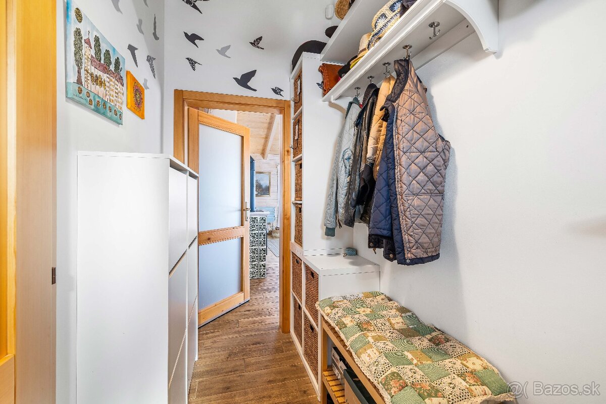 ÚTULNÝ RD S VEĽKOU ZÁHRADOU A MODERNÝMI TECHNOLÓGIAMI, ČASTÁ - 6