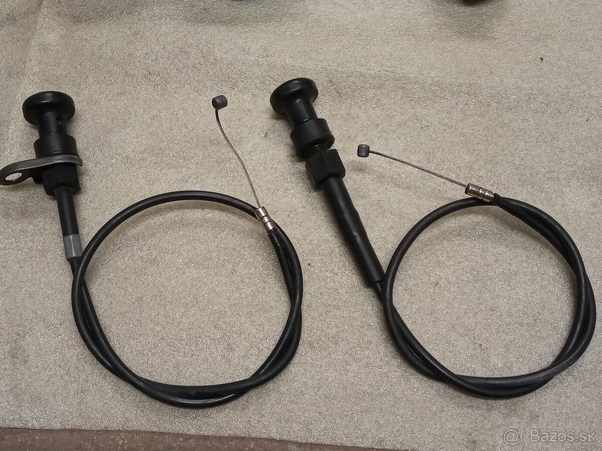 Brzdove svetlo, smerovky, karboratory, start rele, sytic. - 6