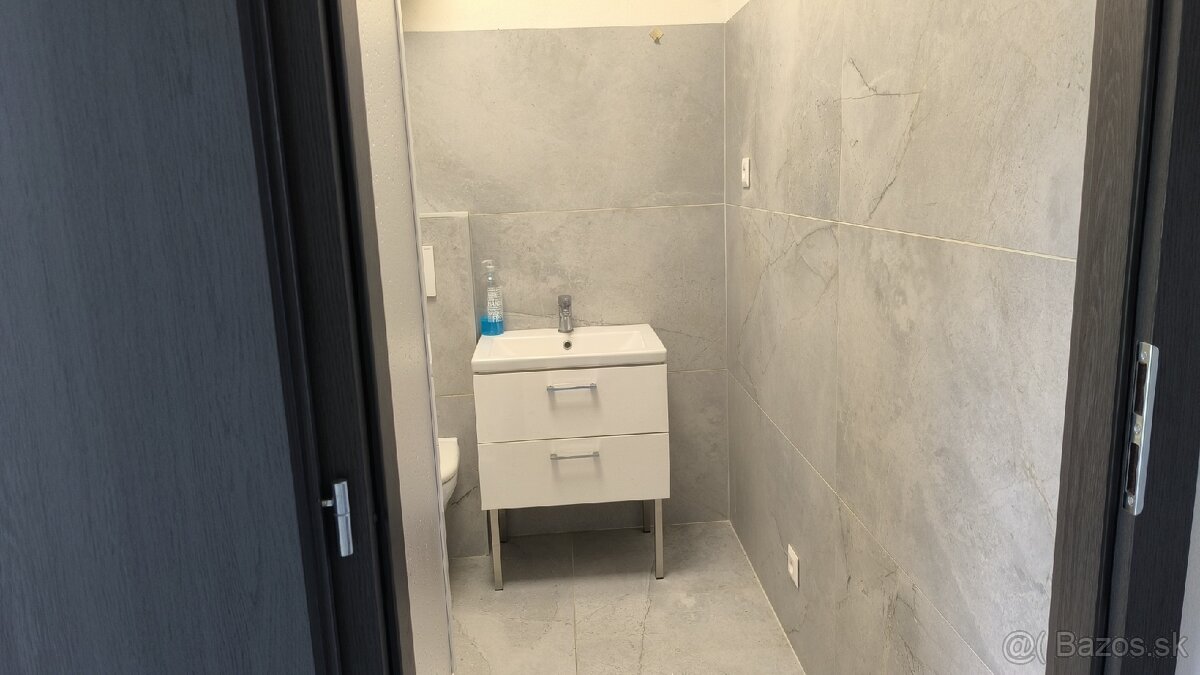 Prevádzková budova,obchodné priestory - 6