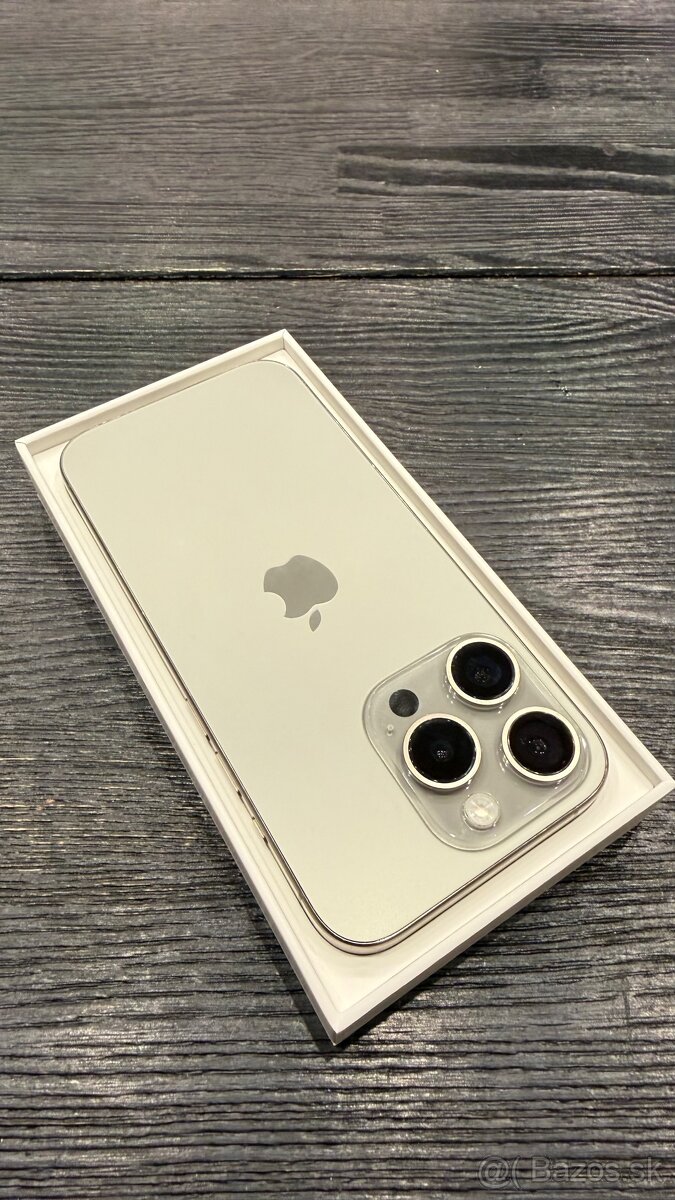 iPhone 15 Pro 256GB Natural Titanium - 6