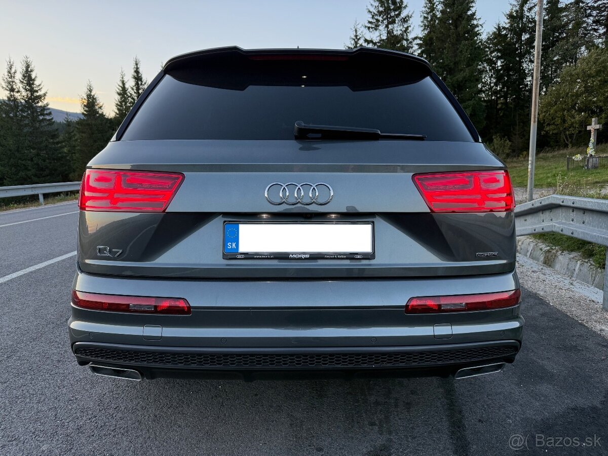 AUDI Q7 3,0TDI S-LINE - 6