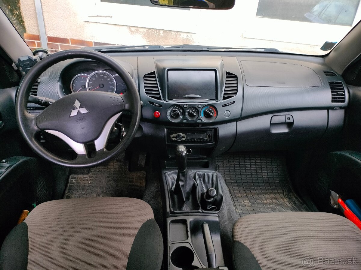 Predám Mitsubishi L200 - 6