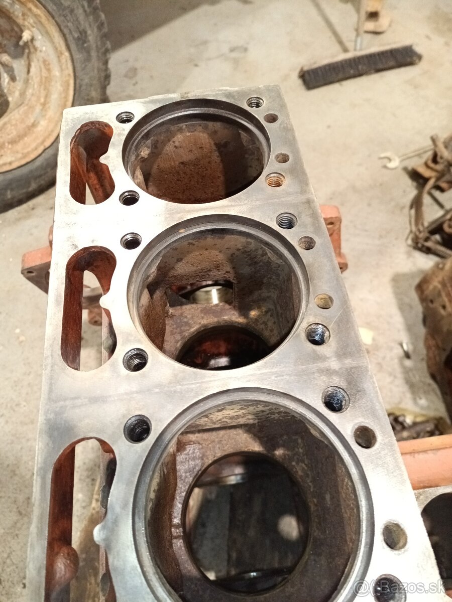 Blok motora 3011 - 6