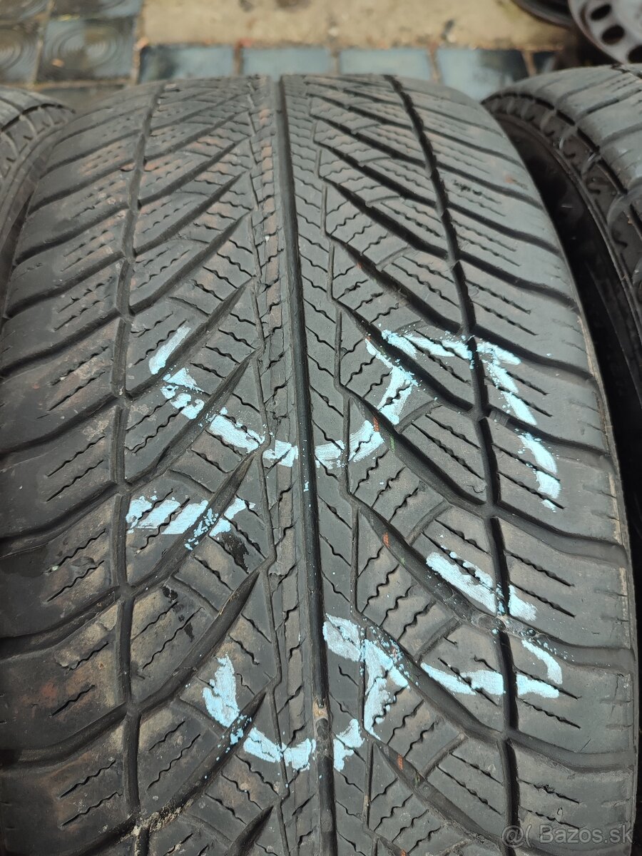 245/45 R18 Goodyear RSC - 6