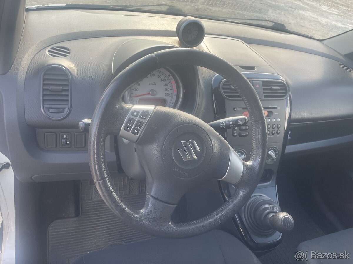 Suzuki Splash, 996cm3, 67000Km, klima, Letne + Zimne PNEU - 6