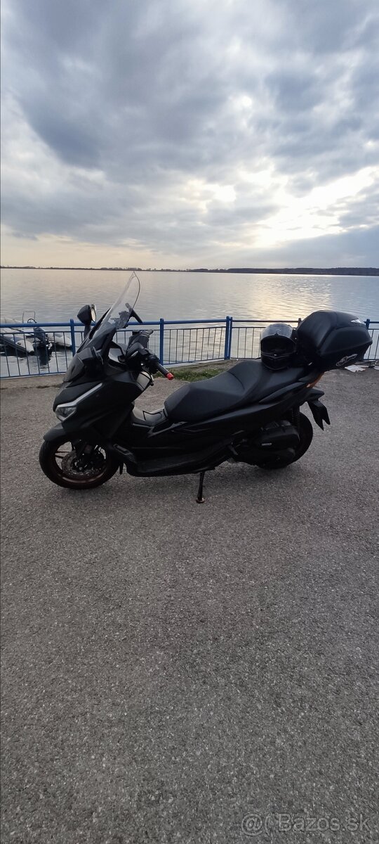 Honda Forza 125 Special Edition - 6