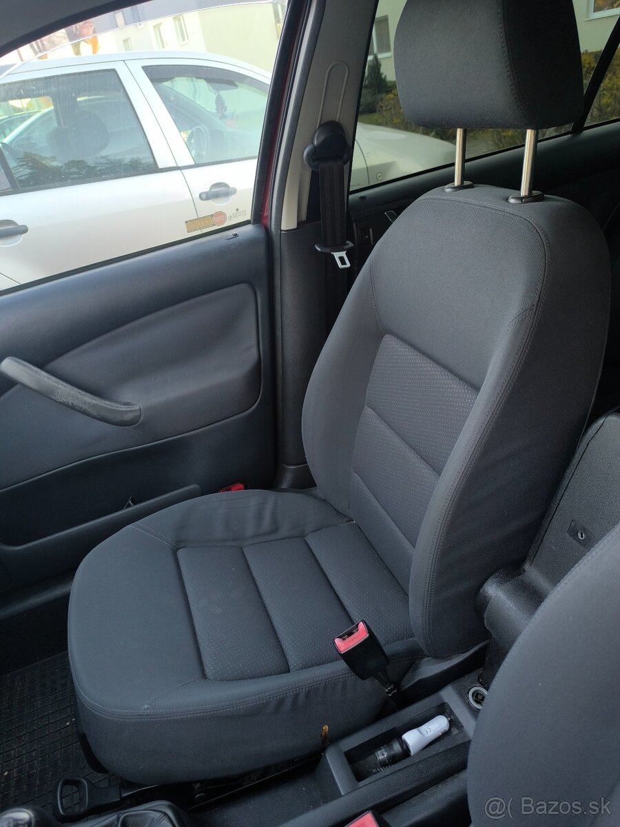 Predám škoda Octavia sedan - 6