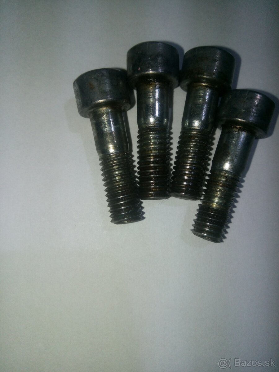 SV18RA, dorazy+excetr.klzatko a držiak - 6