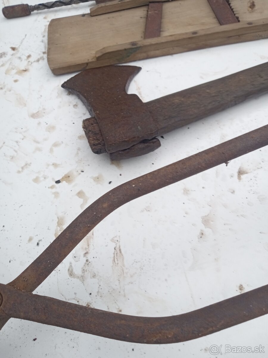 Staré náradie na dekoráciu - 6