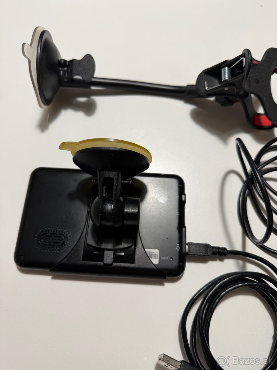 Predam navigaciu Navman - 6