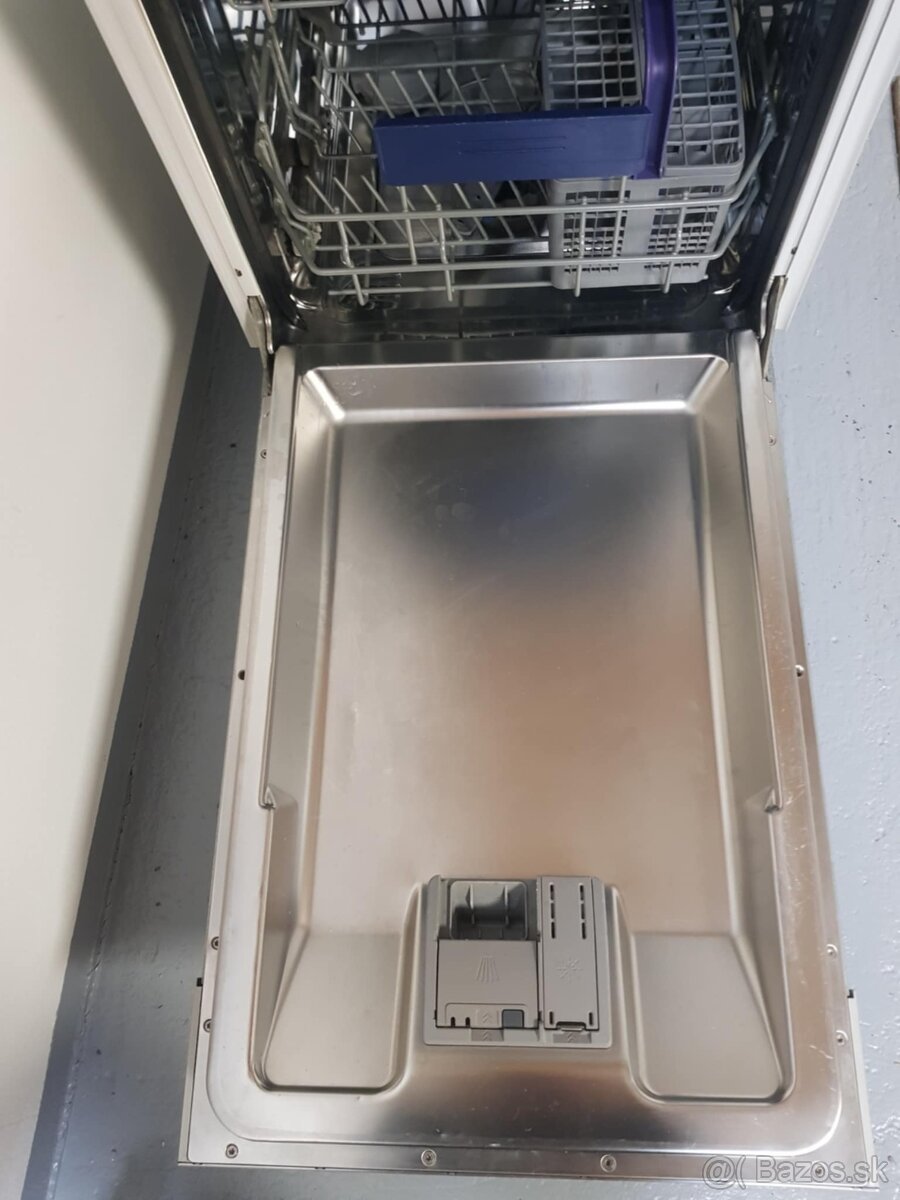 Umývačka riadu 45 cm Siemens - 6