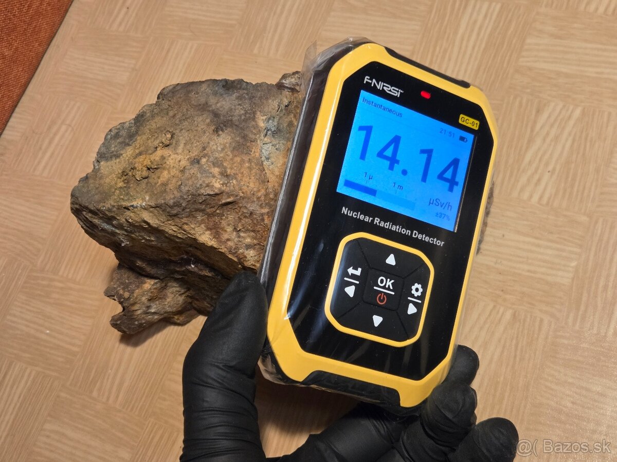 Uránový minerál #30 - (Muráň, SR) - 6