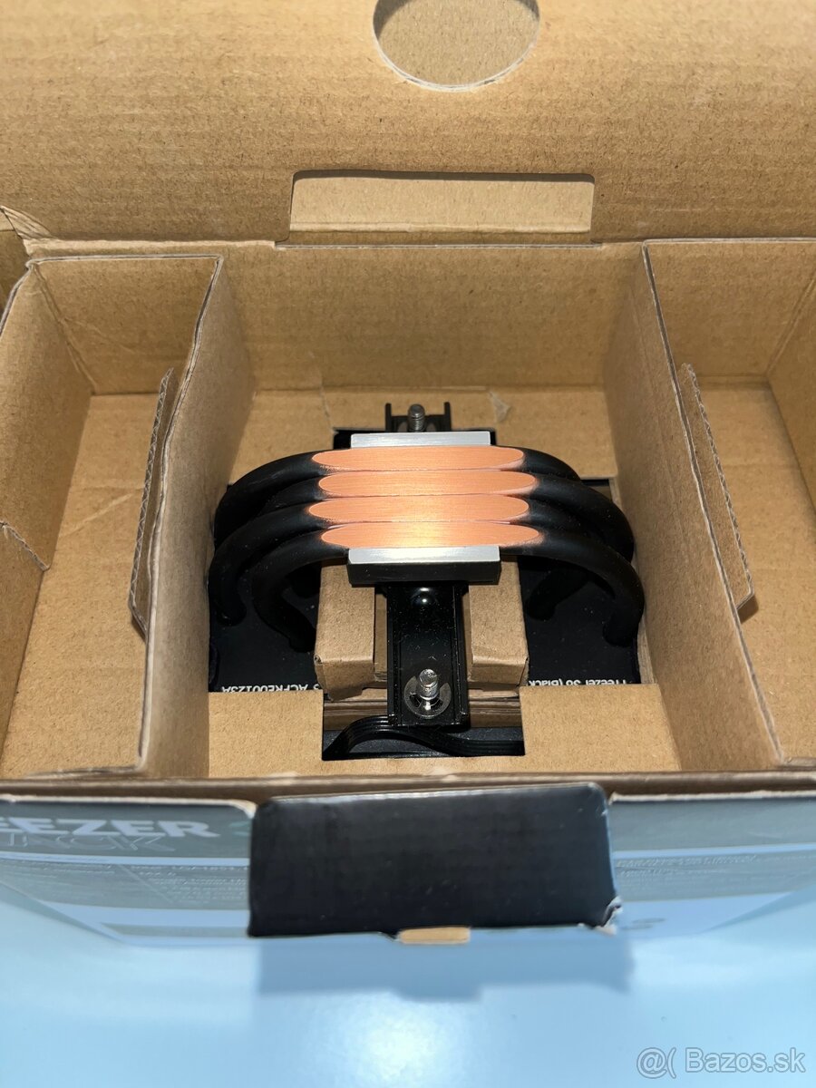 Arctic Freezer 36 Black - 6