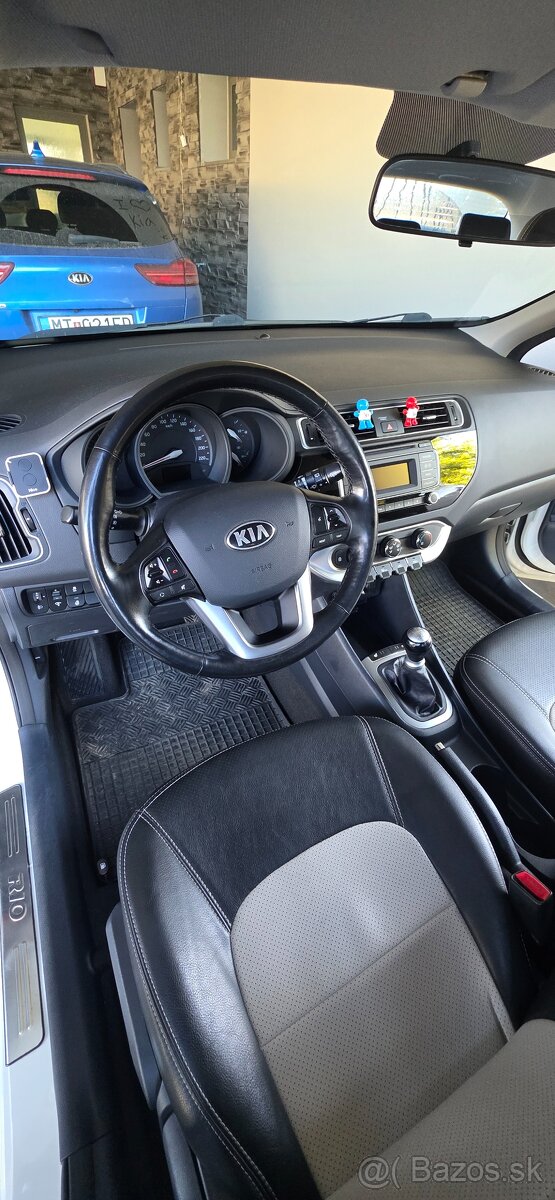 Predam KIA Rio 1,2 Gold + Winter packet - 6