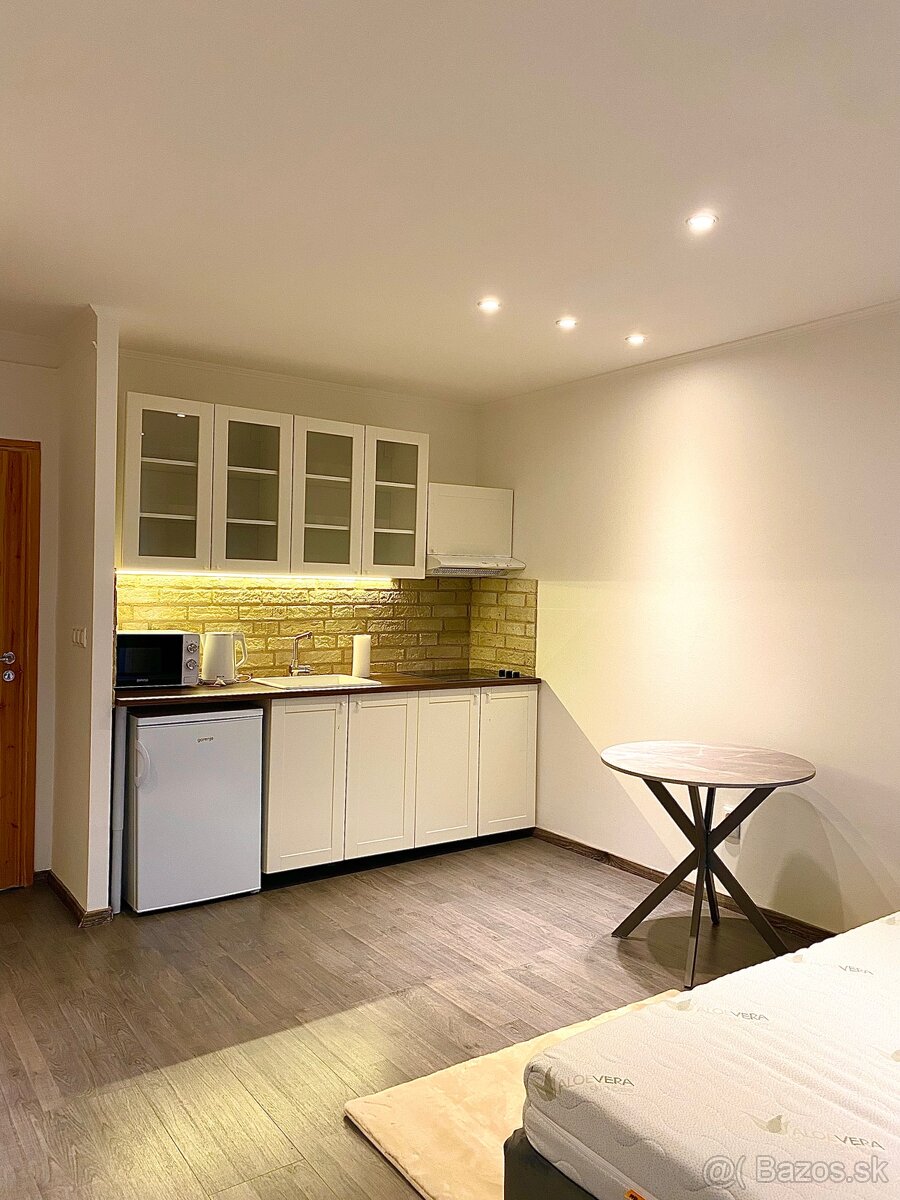 Moderná garsónka len 2 zastávky od centra BA - 6
