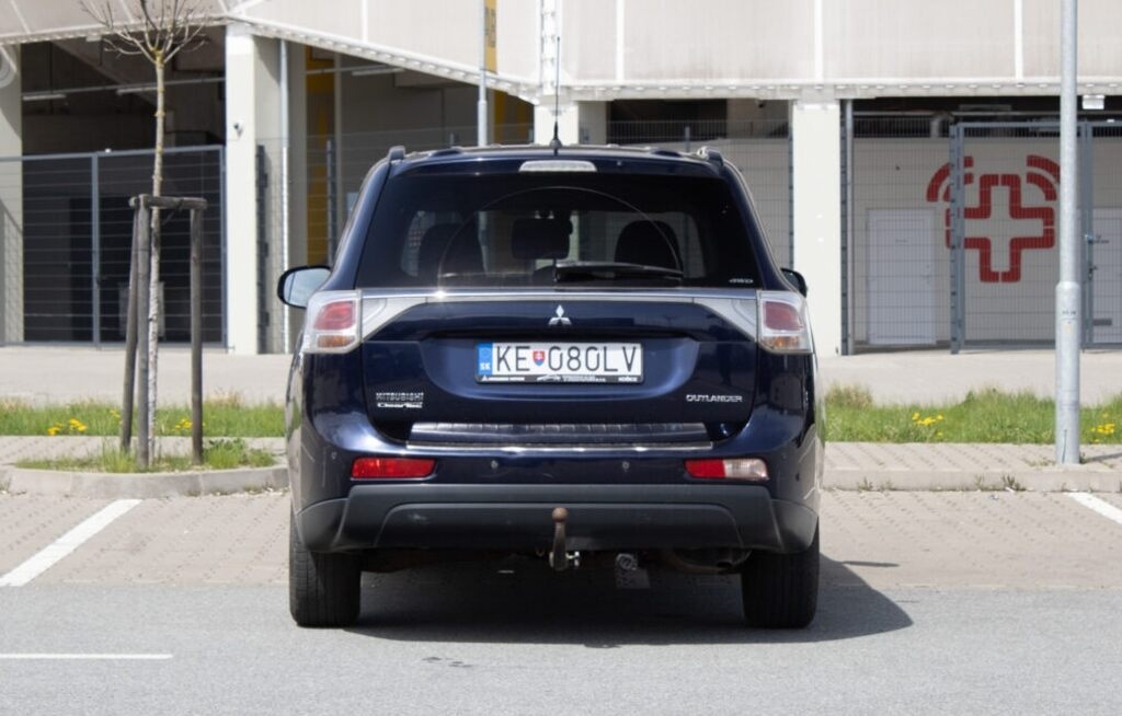 Mitsubishi Outlander z roku 2012 - 6