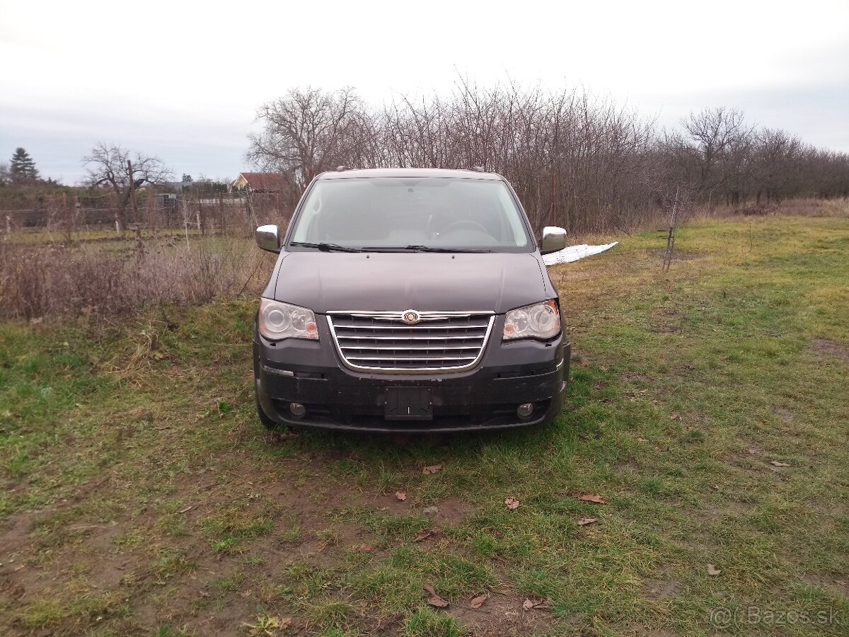 Rozpredám Chrysler voyager 2,5, 2,8crdi - 6