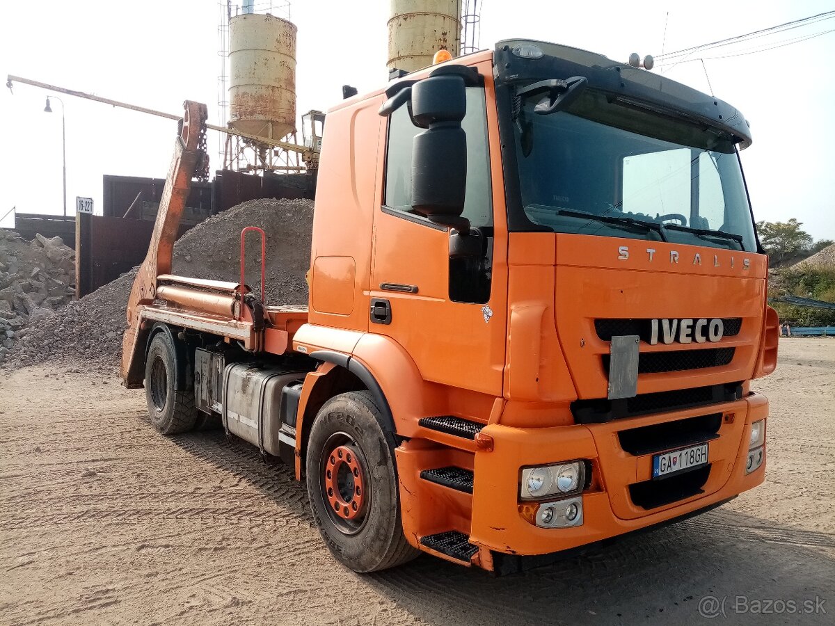 Iveco Stralis reťazový nosič kontajnerov - 6