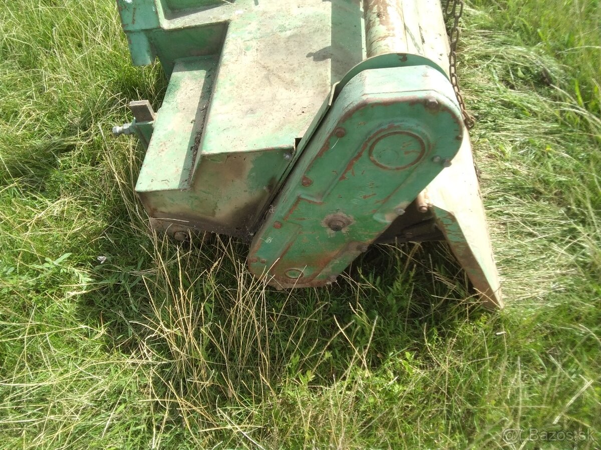 Predám rotavátor za menší traktor. - 6