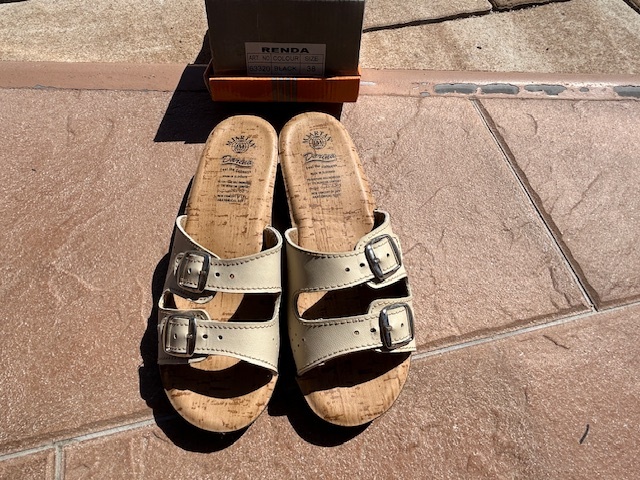 Predám pánske (č.40)a dámske (č.38 letné topánky - 6