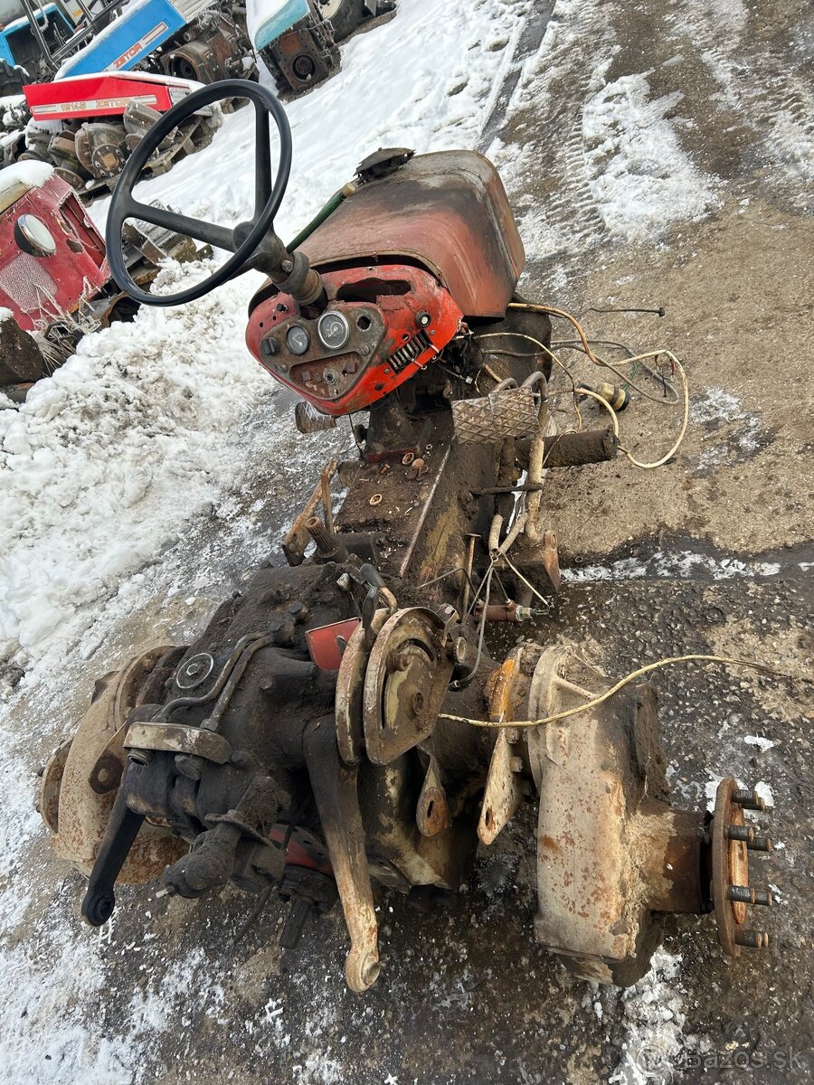 Predám zadnú časť traktora Zetor 6911 6718 5718 5618 - 6