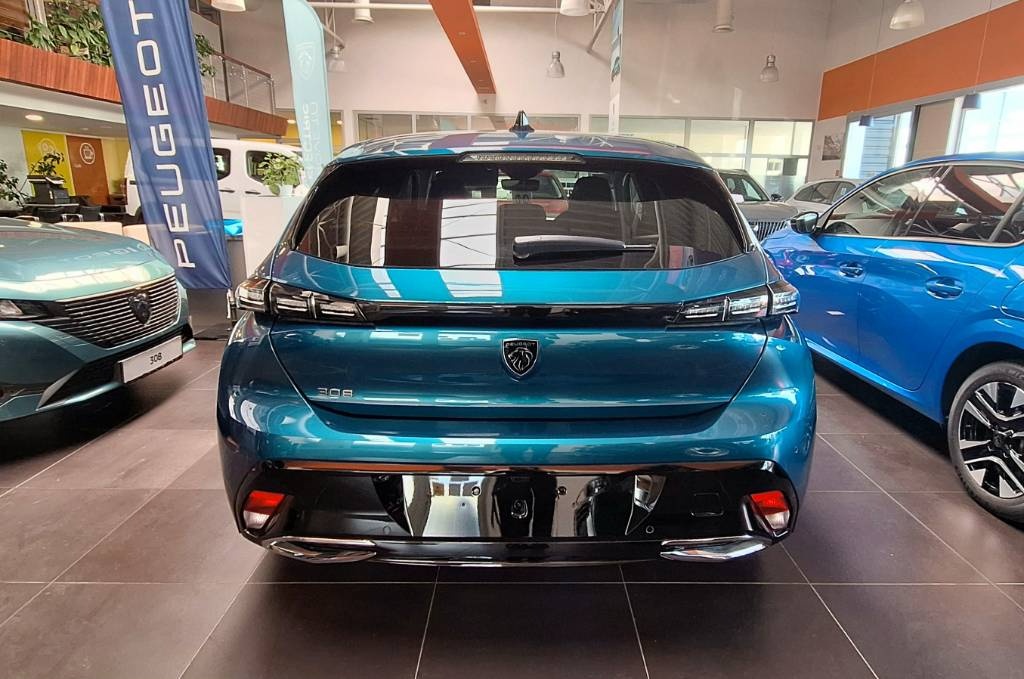 Peugeot 308 1.2 PureTech 130 Allure EAT8 - 6