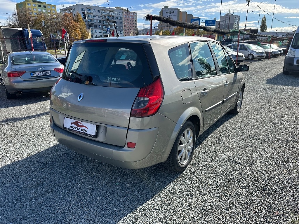 Renault Grand Scénic 1.9 Tdi 7-miestne - 6