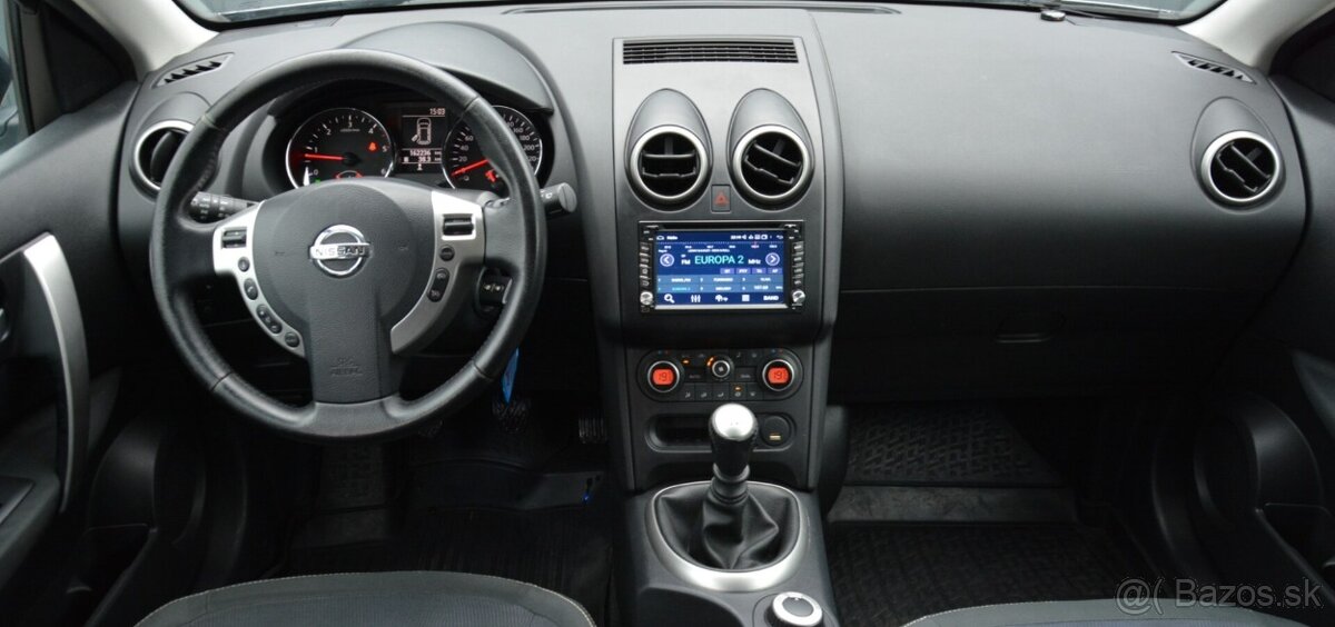 Nissan Qashqai 2.0 DCI 4×4 - 6