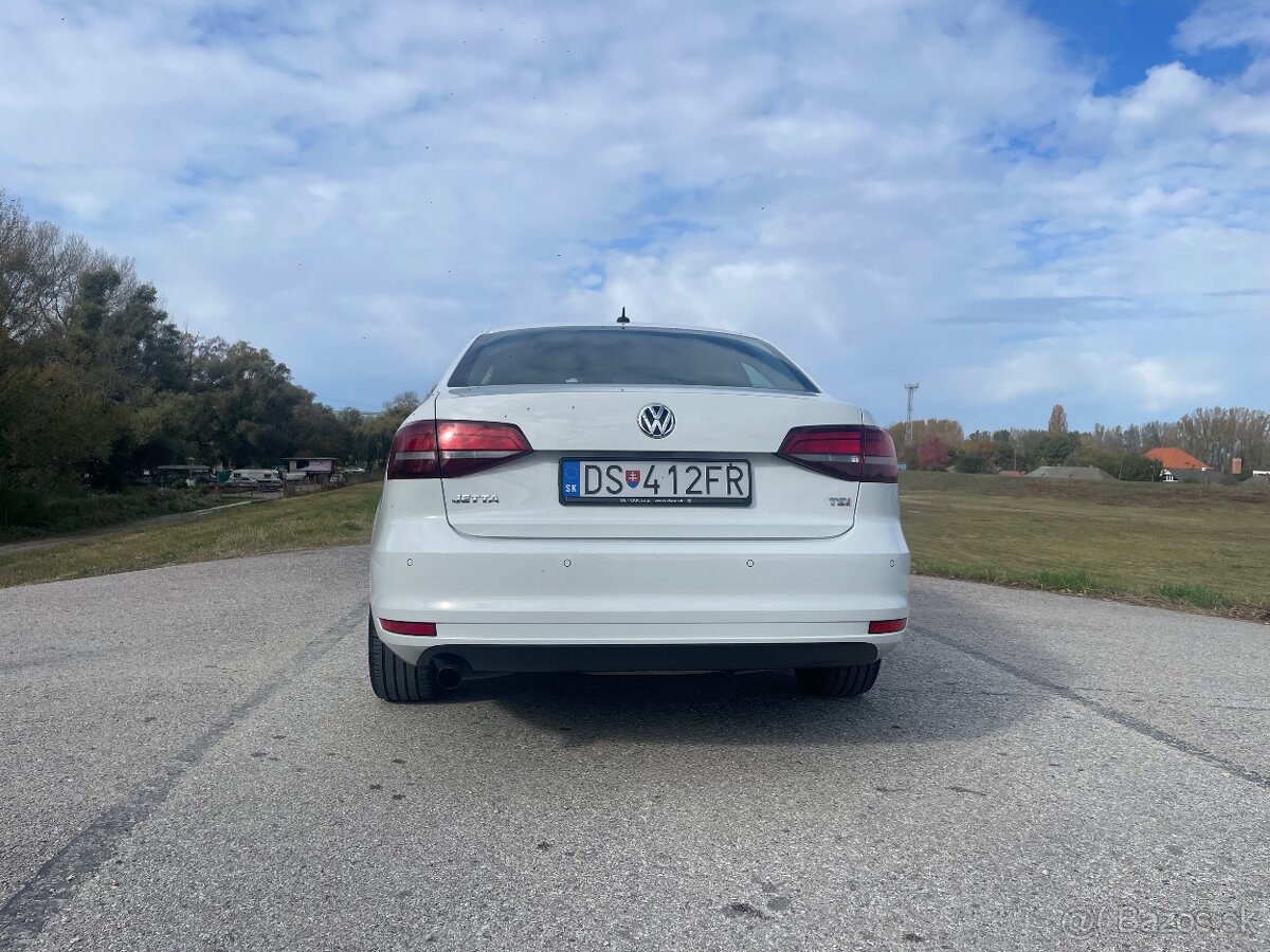 Volkswagen Jetta 1.2 TSI Business - 6