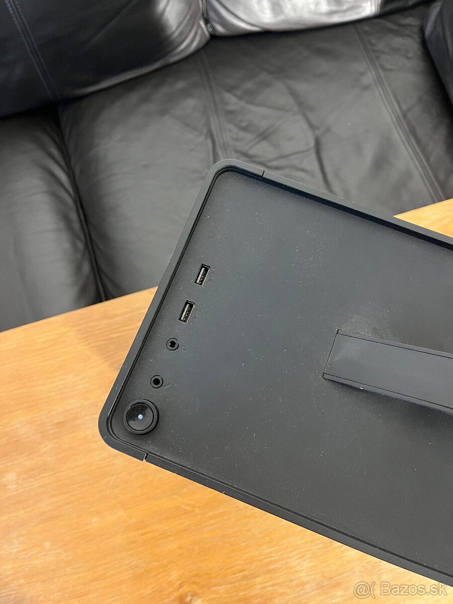 predam PC Lenovo Legion T530-28ICB + monitor 24" Philips 24 - 6