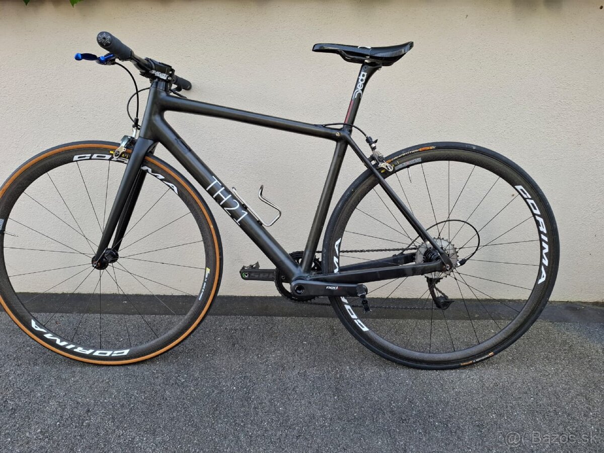 Karbonovy bajk 5,6 kg - 6