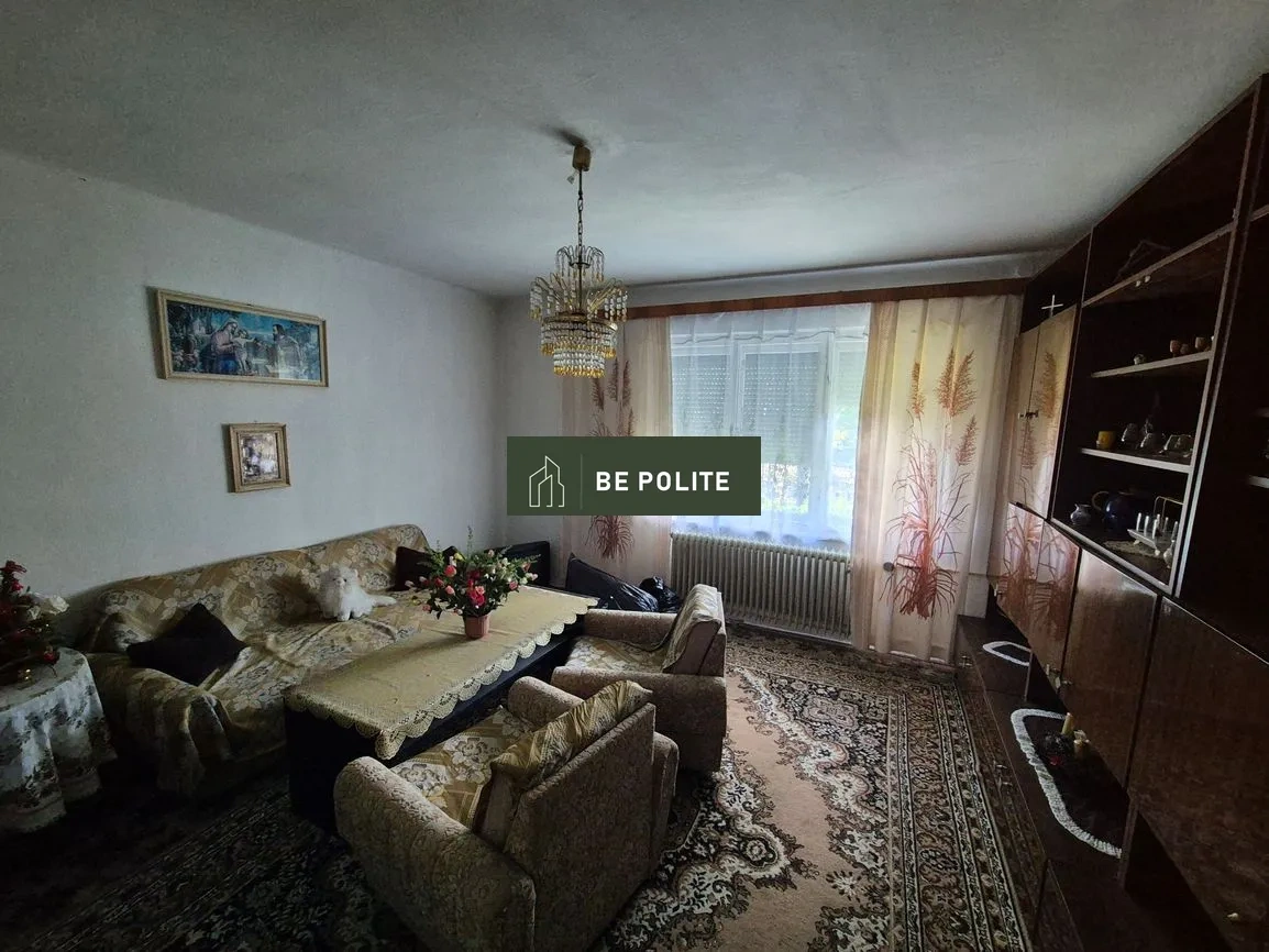 Rodinný dom, 5-izbový, 14 ár pozemok, garáž, 12 km Vráble - 6