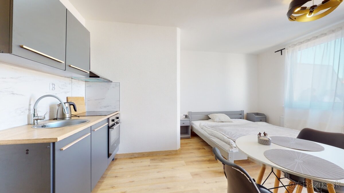 1i. byt 45m aj s TERASOU, 4/5p., Zámocká ul., extra GP - 6