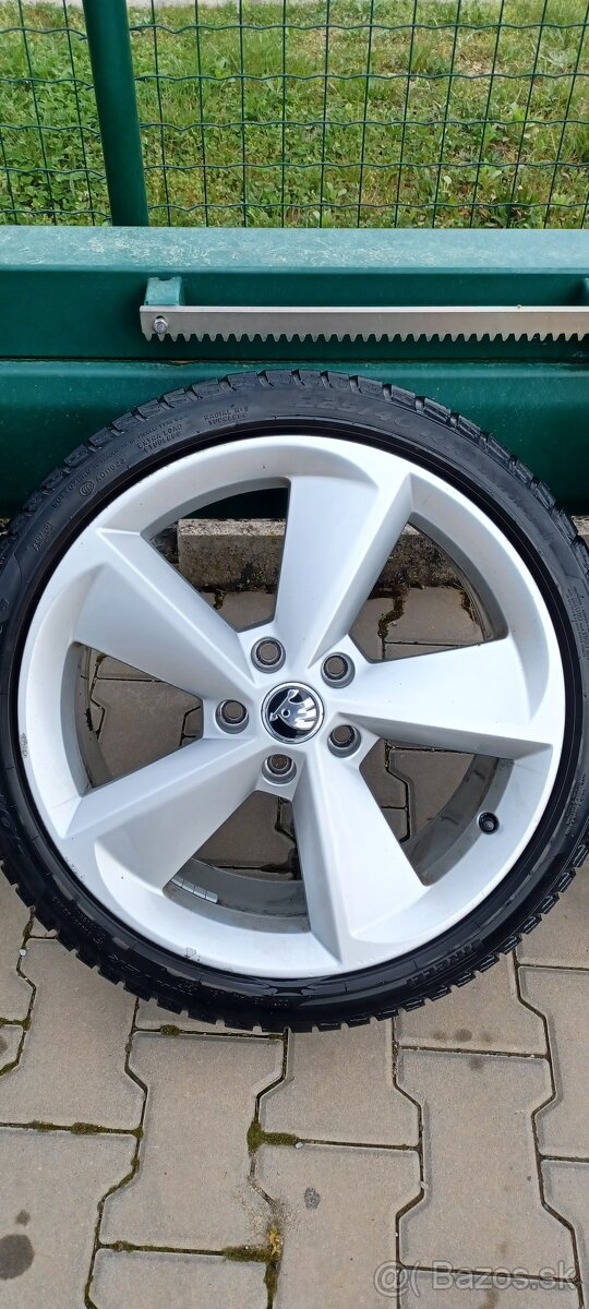 Originál Škoda R18 elektróny + pneu - 6